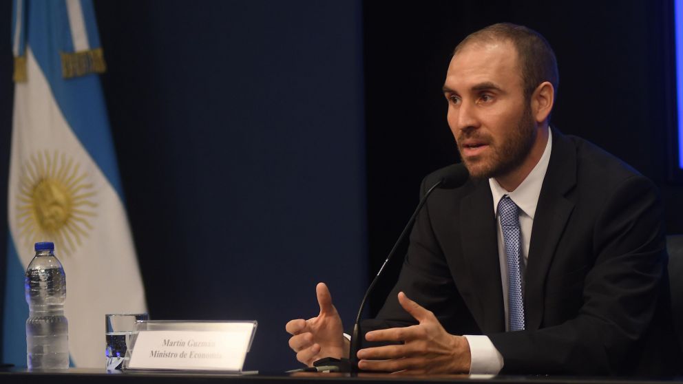 Guzmán buscará hoy fondos con una Letra en pesos