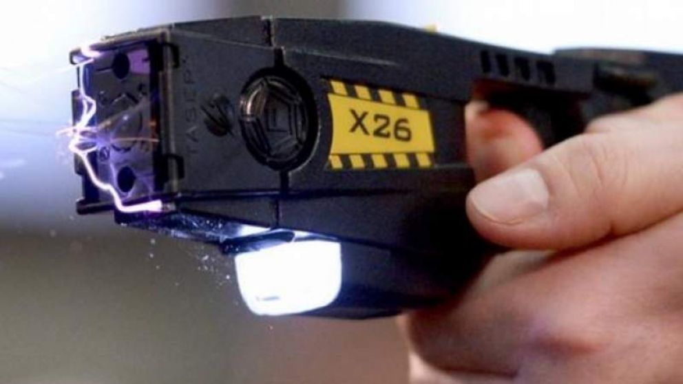 El gobierno de Macri pagó 862 dólares por cada pistola Taser