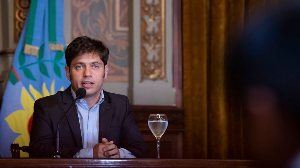 "El gobierno de Mauricio Macri hizo un trabajo para empujar a las provincias a tomar deuda en dólares"