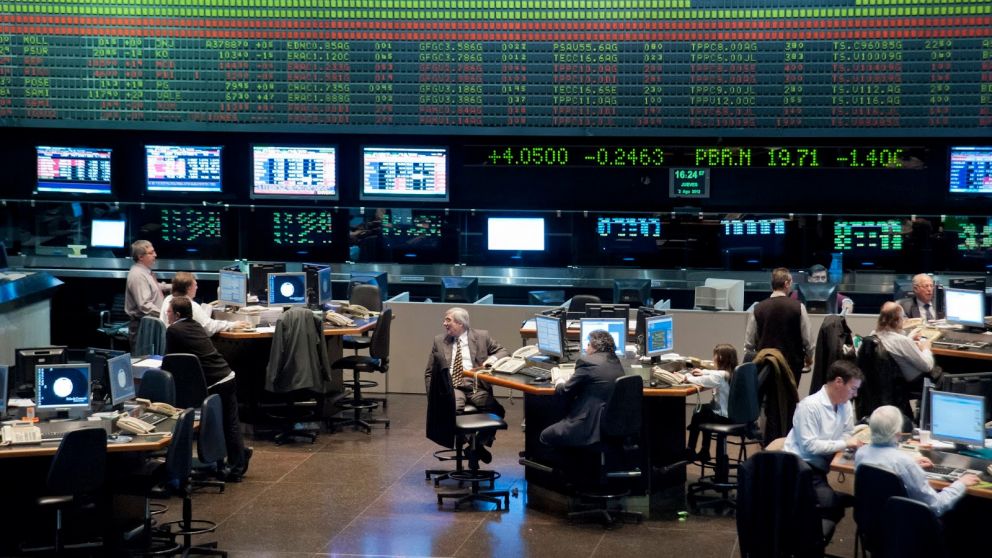 Merval hoy: acciones argentinas sumaron 6% en el plano semanal