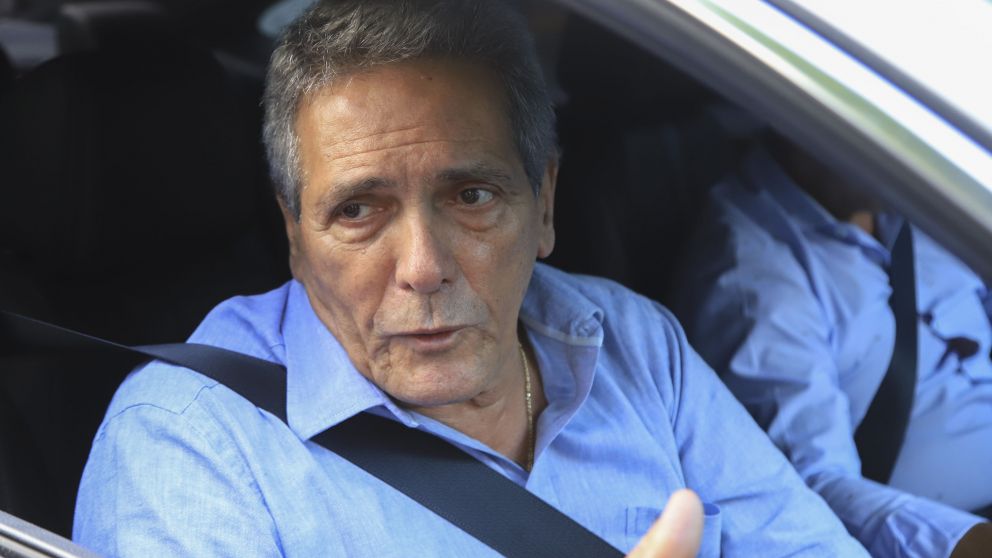 Carlos Acuña (Estacioneros) uno de los titulares de Azopardo