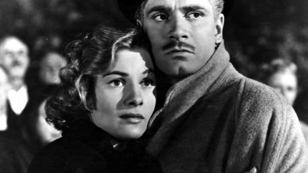 Cuento de hadas perverso con el sello de Alfred Hitchcock