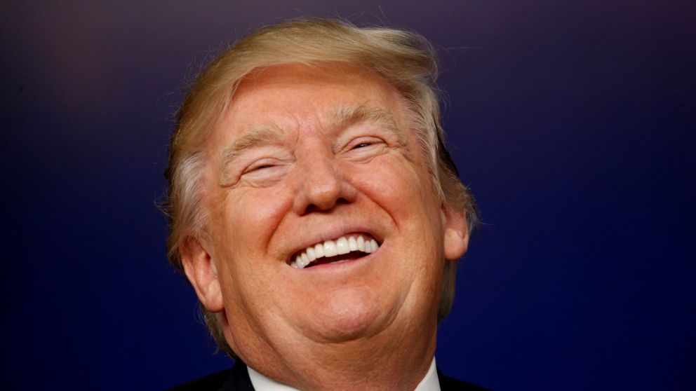 La mayoría republicana en el Congreso reduce las chances de destitución de Trump