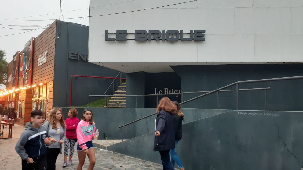 Le Brique, el boliche desde el cual se desencadenó el crimen