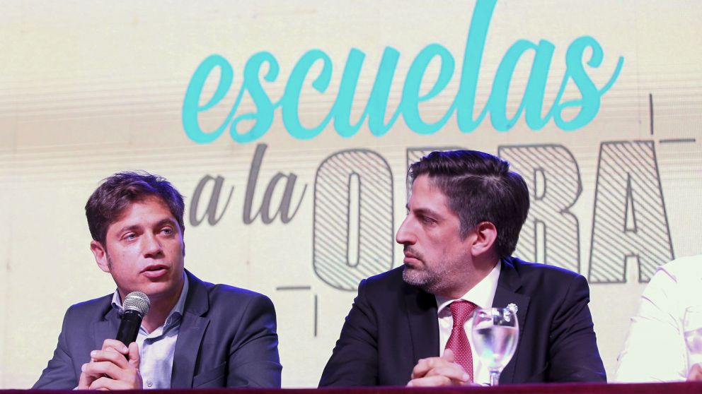 El gobernador estuvo junto con el ministro de Educaci�n
