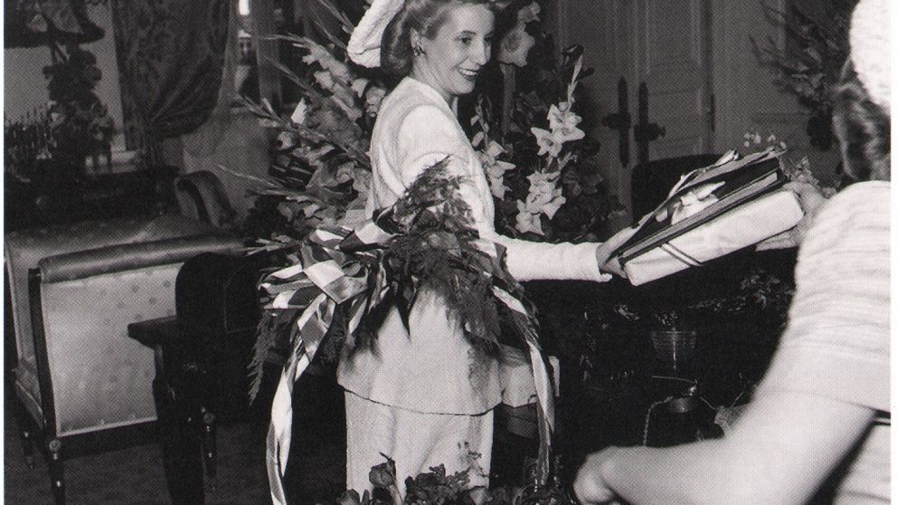 Evita: Ícono mundial