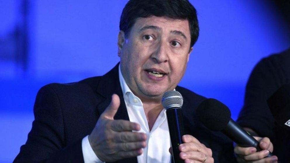 Arroyo aseguró que entre enero, febrero y marzo la tarjeta "llegará a todo el país"