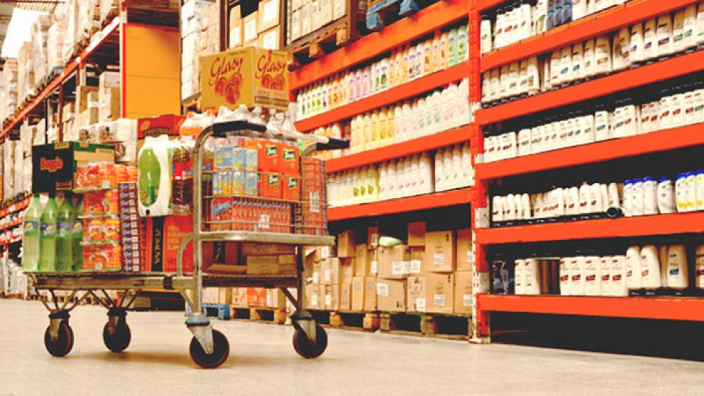 Los mayoristas también bajan precios de la canasta básica a comercios de cercanía