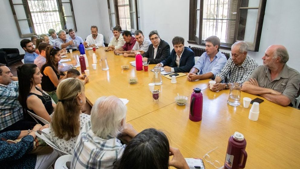 El oficialismo busca generar diálogo con el campo