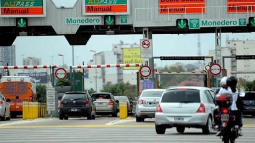 Los peajes en la Ricchieri: veh�culos de hasta 2 ejes y hasta 2,10 metros de altura $1.300 (hora pico: $1.500)