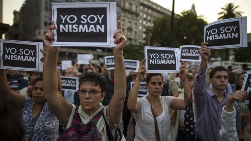 El caso Nisman alimentó la grieta con defensores de la hipótesis del asesinato y del suicidio