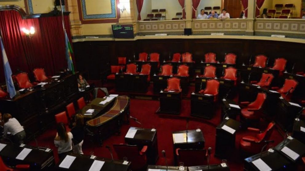 El Senado bonaerense podría sesionar de madrugada