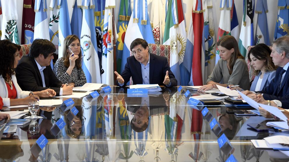 Arroyo recibió a funcionarios provinciales