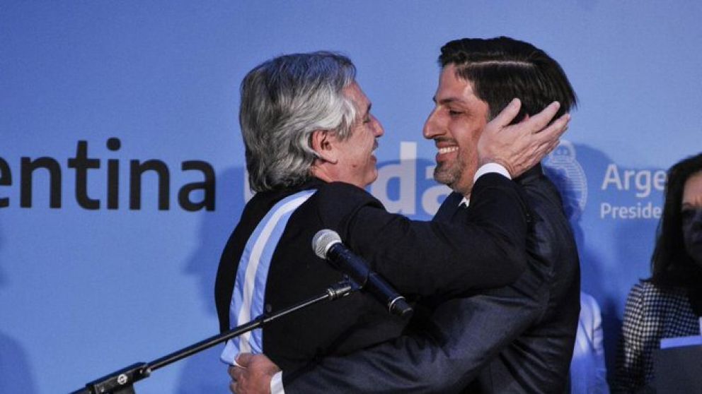 Trotta apuntó a que los docentes tengan "un salario que fortalezca la carrera"