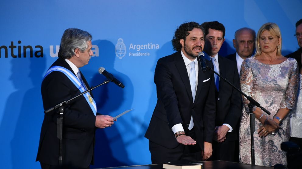 Santiago Cafiero, el hombre de confianza del Presidente, jura en el Museo del Bicentenario