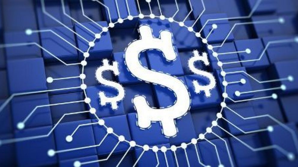 Al "blanquearse" la economía el sistema quedaría habilitado para otorgar créditos a tasas más bajas, aseguró el economista Carlos María De los Santos