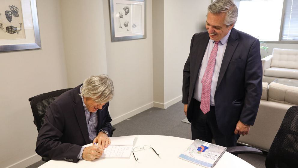 Alberto recibió al empresario Alejandro Roemmers