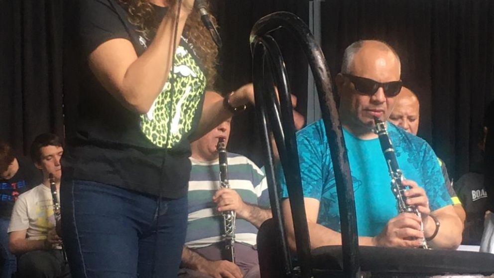 Un ensayo del repertorio clásico y popular