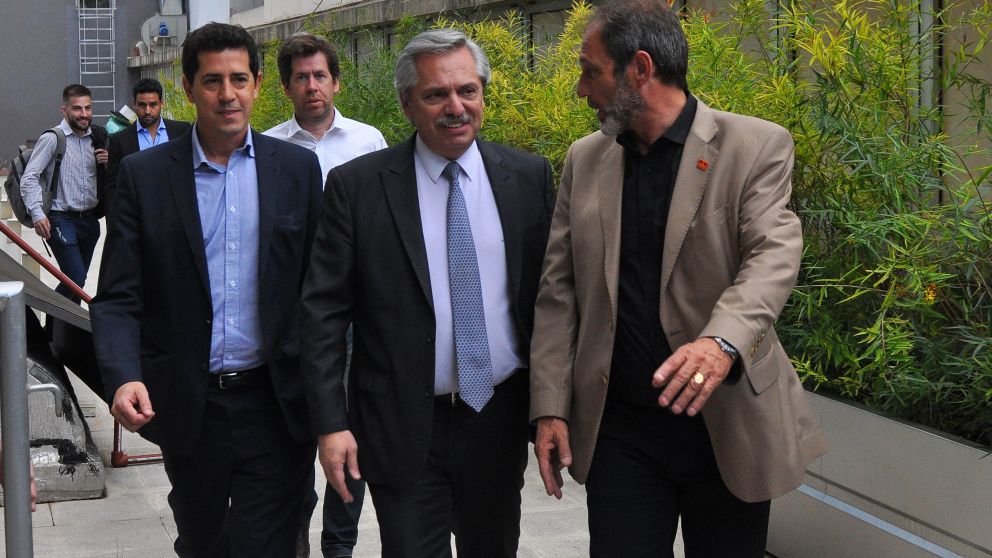 Fernández llega al anexo de Diputados