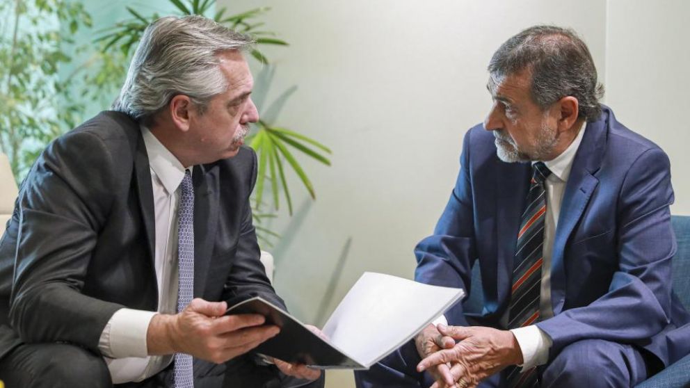 Caserio iba a ir a Transporte, pero se quedaría en el Senado