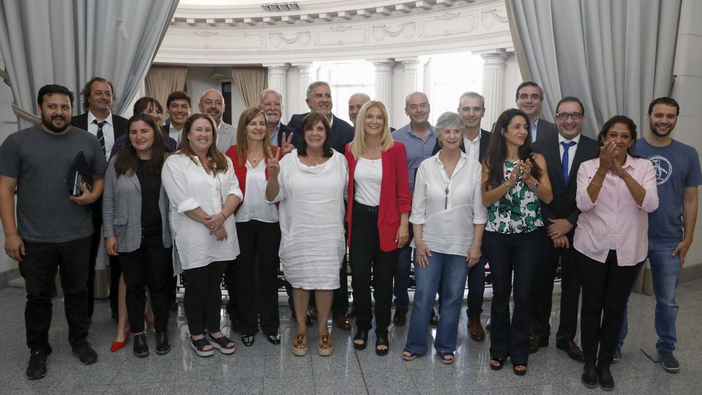 Magario sell� la unidad del peronismo en el Senado provincial
