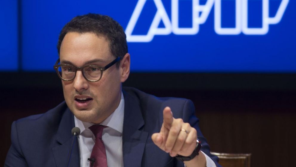 Las operaciones por billetera electrónica se encarecerán