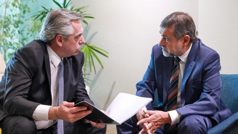 Fernández tentó a Caserio con un lugar en su equipo