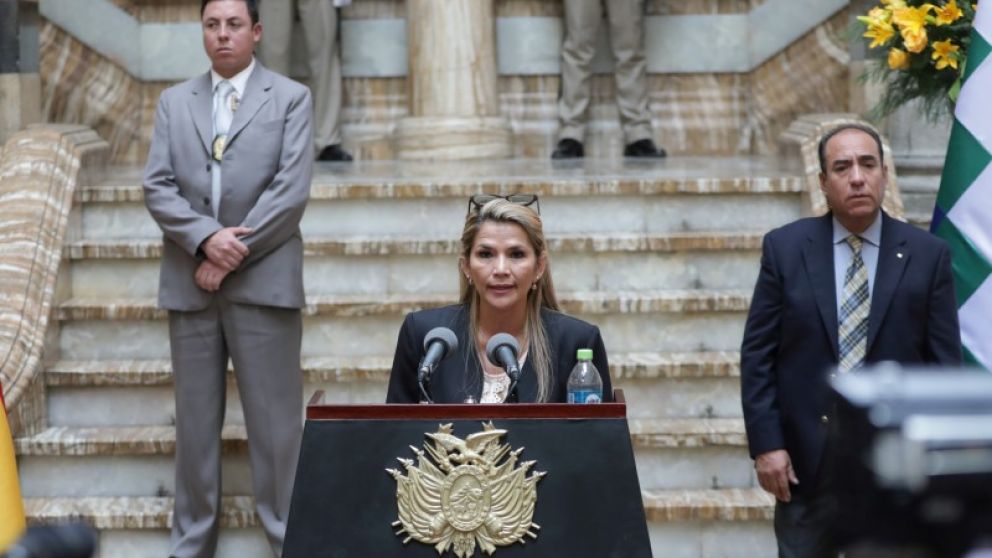 Jeanine Añez cumplió ayer una semana desde su autoproclamación