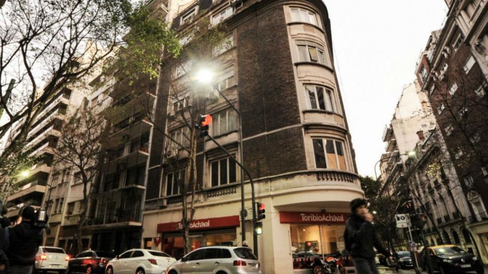 Cristina recibió a Alberto tras su viaje a Cuba