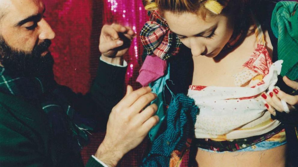 De Loof, diseñador de moda y artista, llega al Museo de Arte Moderno