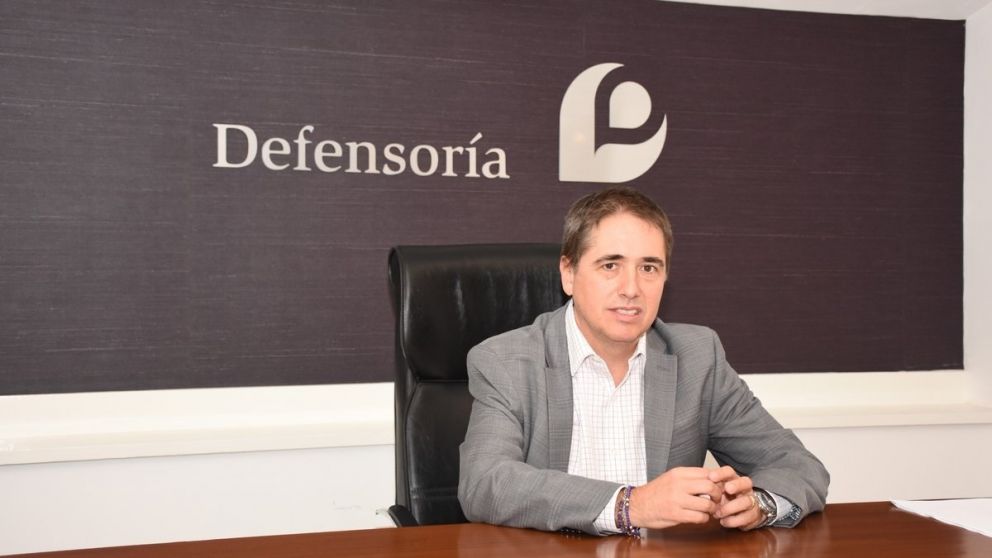 "Es de manifiesta ilegalidad y arbitrariedad", dijo Lorenzino