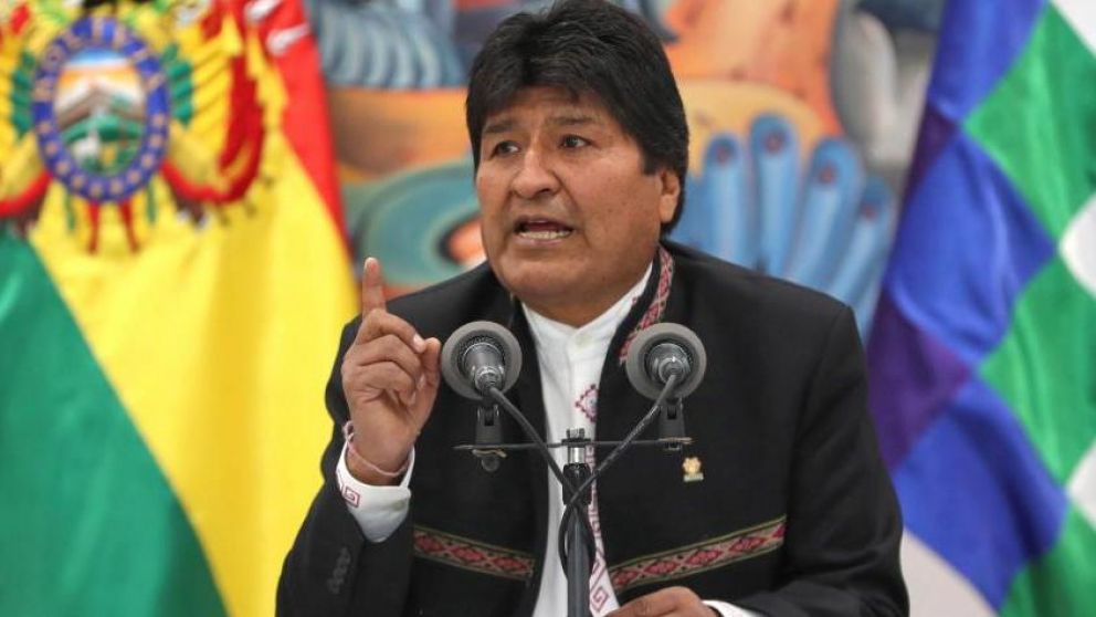 "Mesa y Camacho, discriminadores y conspiradores, pasarán a la historia como racistas y golpistas"