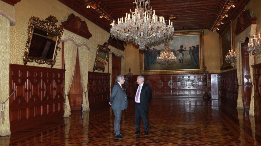 Alberto acaba de regresar de M�xico, donde se reuni� con AMLO 
