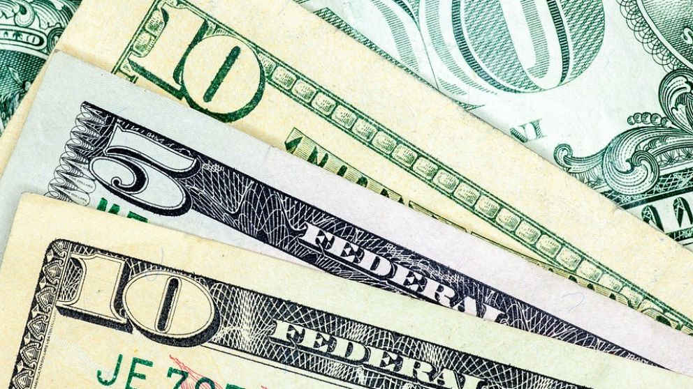 Dólar hoy: $63,50 en el Banco Nación