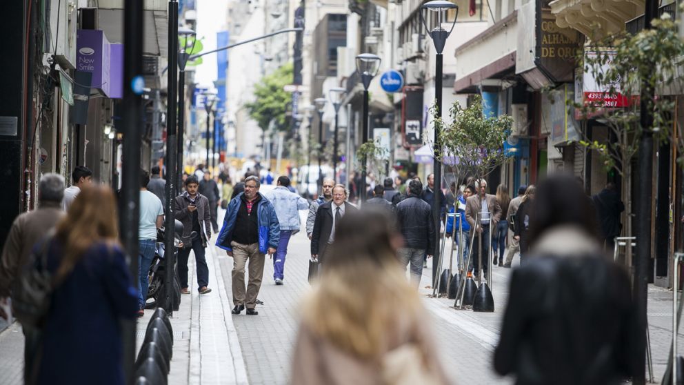 Por el feriado, los bancos estarán cerrados este miércoles