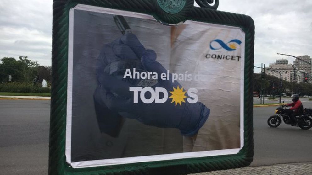 El póster partidario que generó la confusión