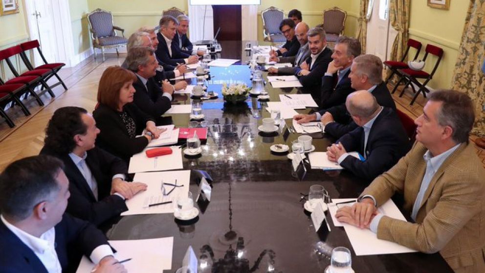 Jorge Faurie evaluó que la transición "viene transcurriendo con relativa normalidad"