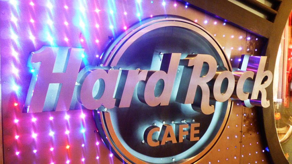 Cuatro muzzarelistas recorrerán restaurantes de hamburguesas de la zona de Recoleta