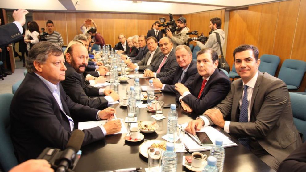 Ministros debatirán en el CFI