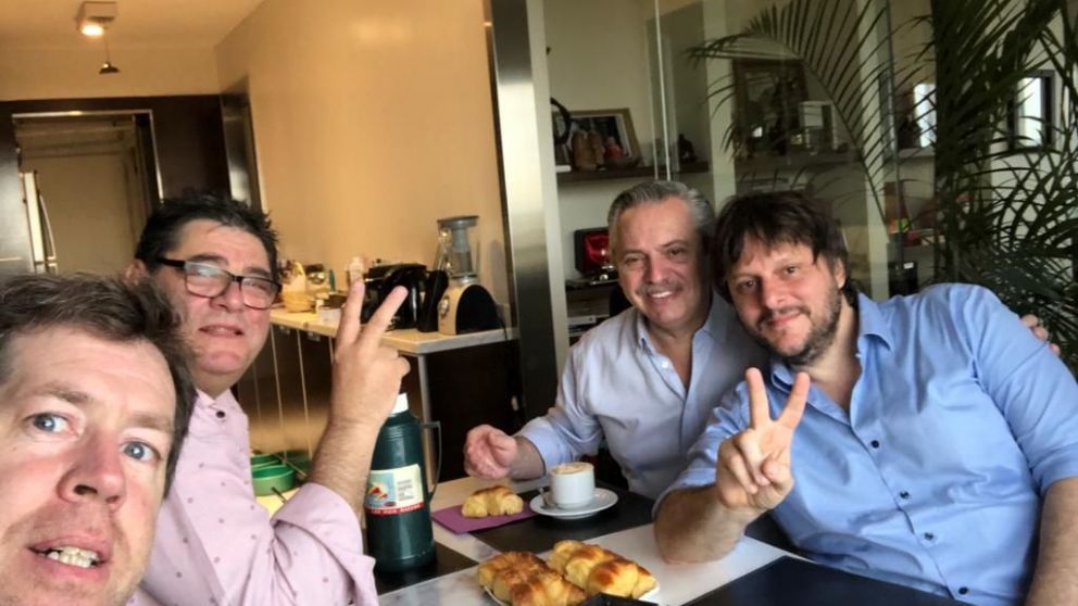 Santoro compartió un desayuno con Alberto Fernández el día de la elección