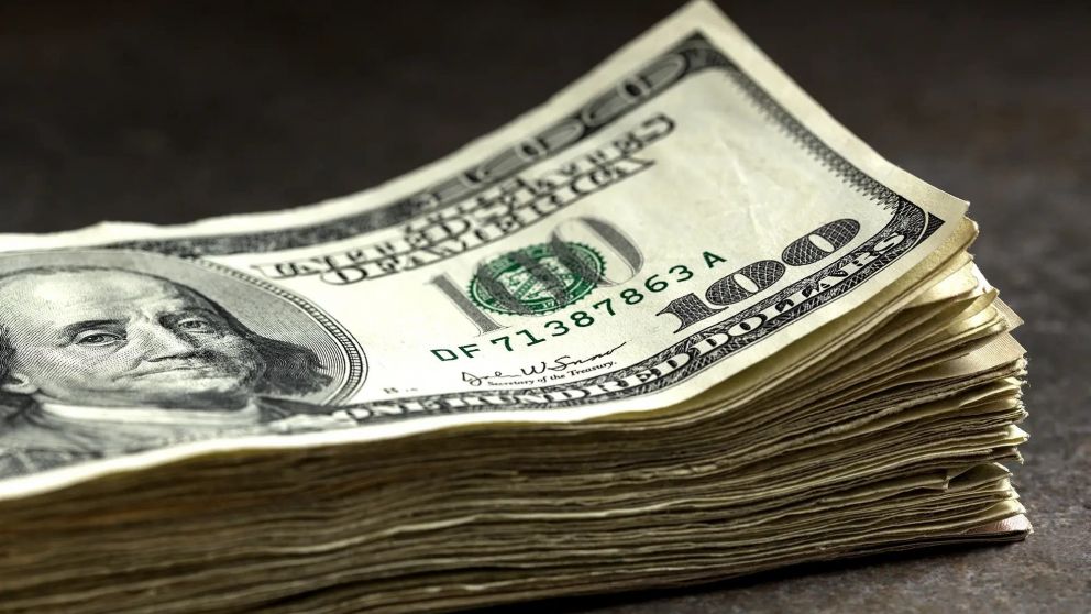 Dólar hoy: cerró a $63,42 en el promedio de la city