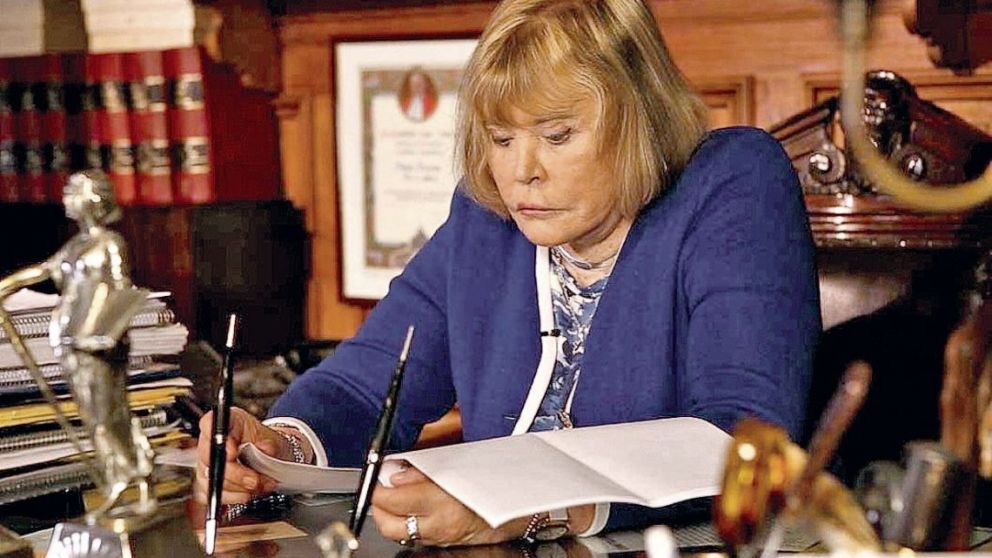 La Justicia ordena que los resultados se difundan una vez reunido el 10% de los votos