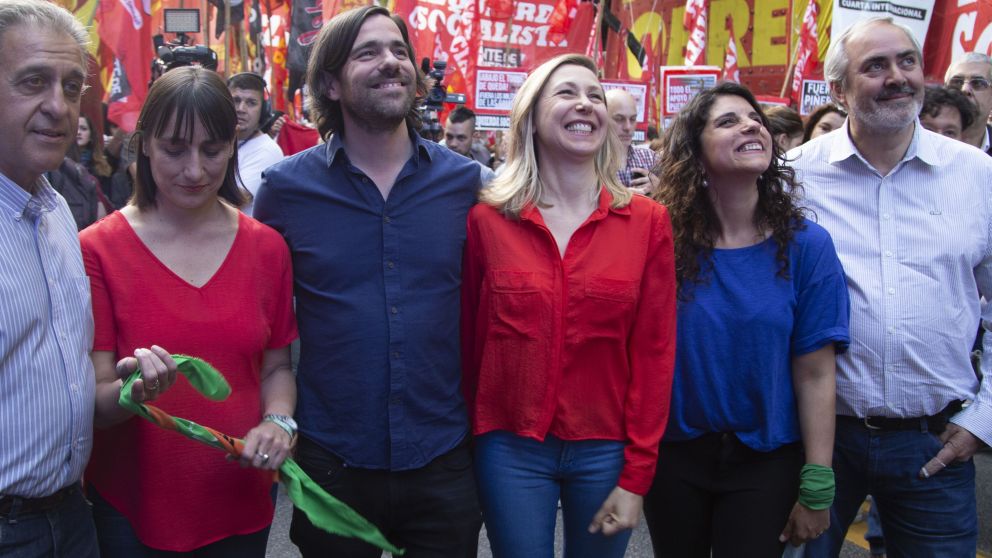 Los candidatos del FIT cerraron en el microcentro