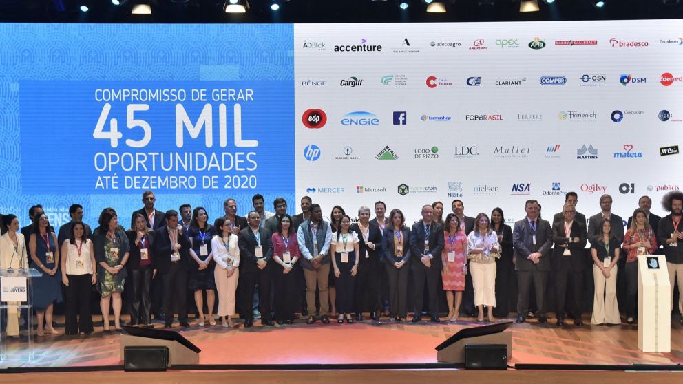 Desempleo en América latina: 10 millones de jóvenes que buscan empleo sin conseguirlo