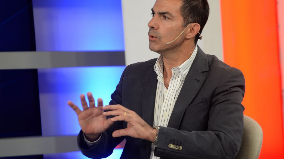 Urtubey pretende evitar acercamientos a Alberto