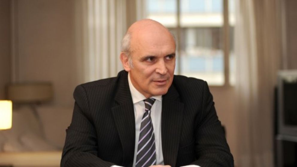 Espert no prevé un lunes con "disrupción de los mercados"