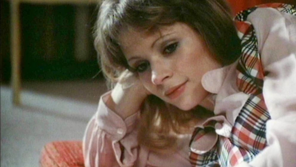 Los cuerpos de estos actores están muy cerca de lo cotidiano