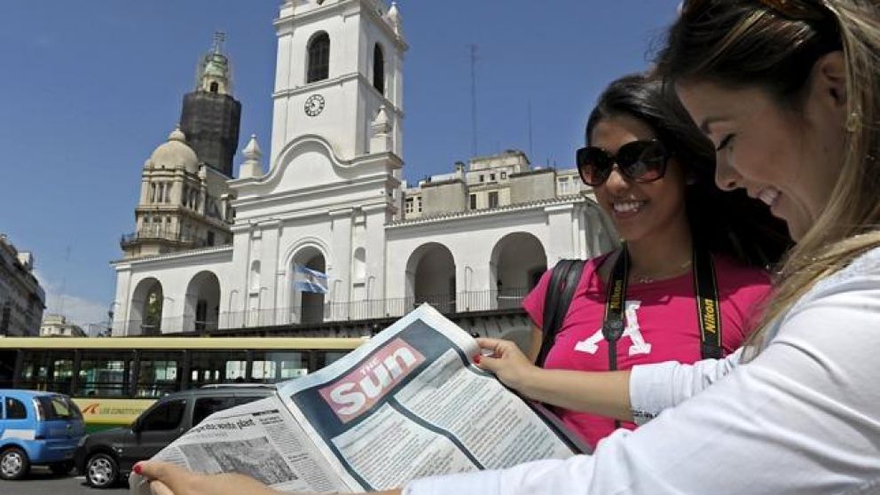 La devaluación alienta la llegada de extranjeros