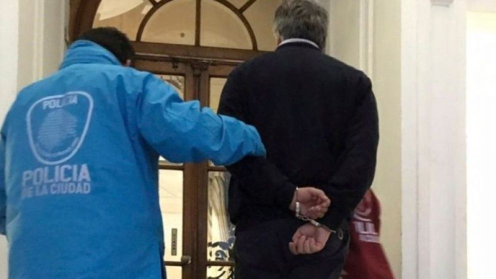El hombre arrestado