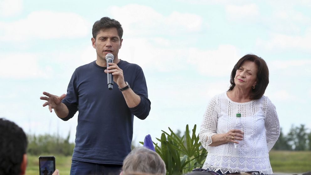 Kicillof: "Los intendentes son cómplices del desastre económico"